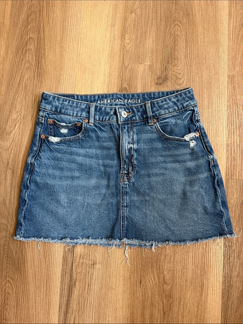 American Eagle Perfect Mini Skirt Jean Denim Raw Hem Short Size 6 or Small